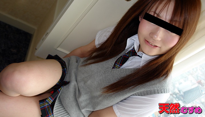 10Musume 011111_01 Watchjavonline Yuki Mona I ll give you a little more so please let me wear her uniform - Server 1